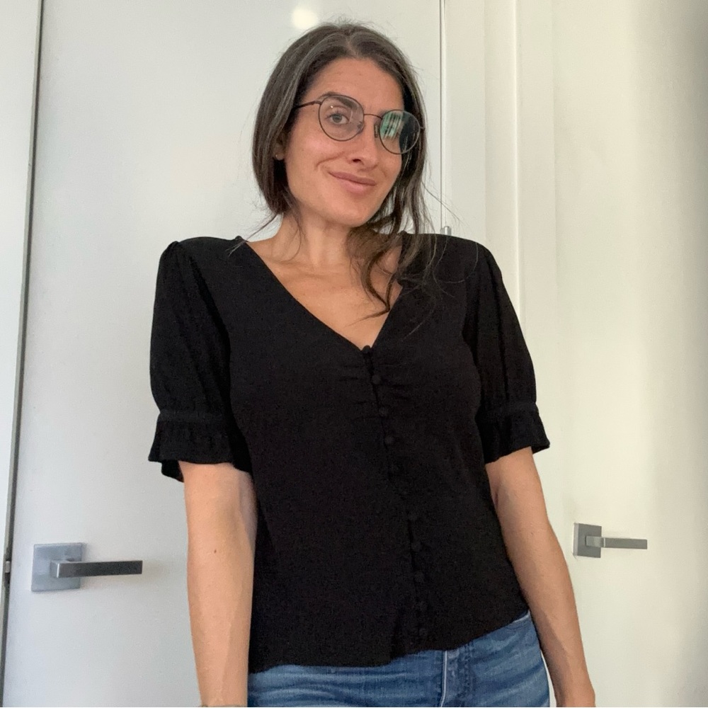 Maxwell Size 6 Black Button Down Flowy Blouse - image 1